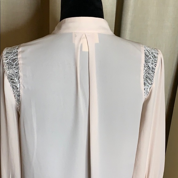 MOULINETTE SOUERS....semi sheer blouse - Picture 7 of 9